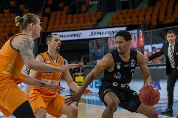 经展示了其 经展示了其