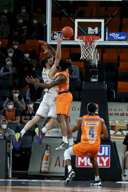 这种多面手 这种多面手