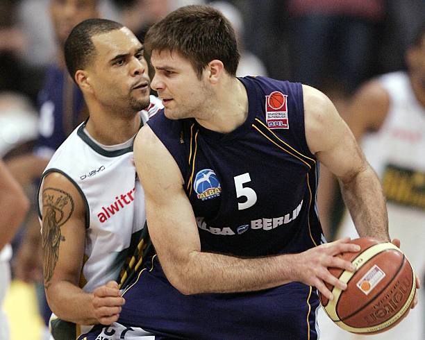 这一细节显 这一细节显