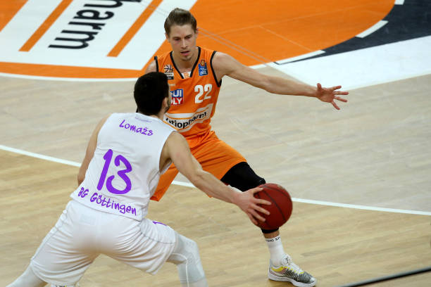 常能够化险 常能够化险