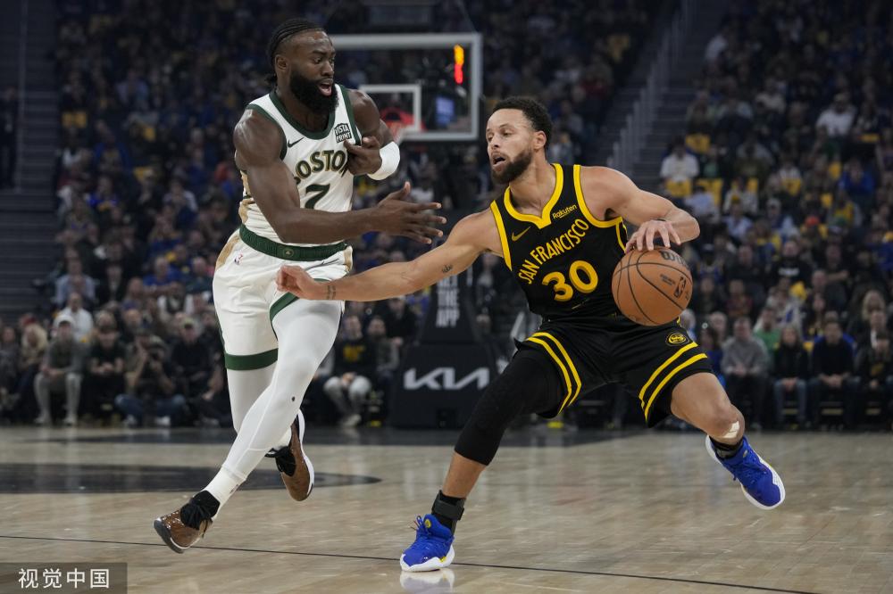 在这种对比 在这种对比